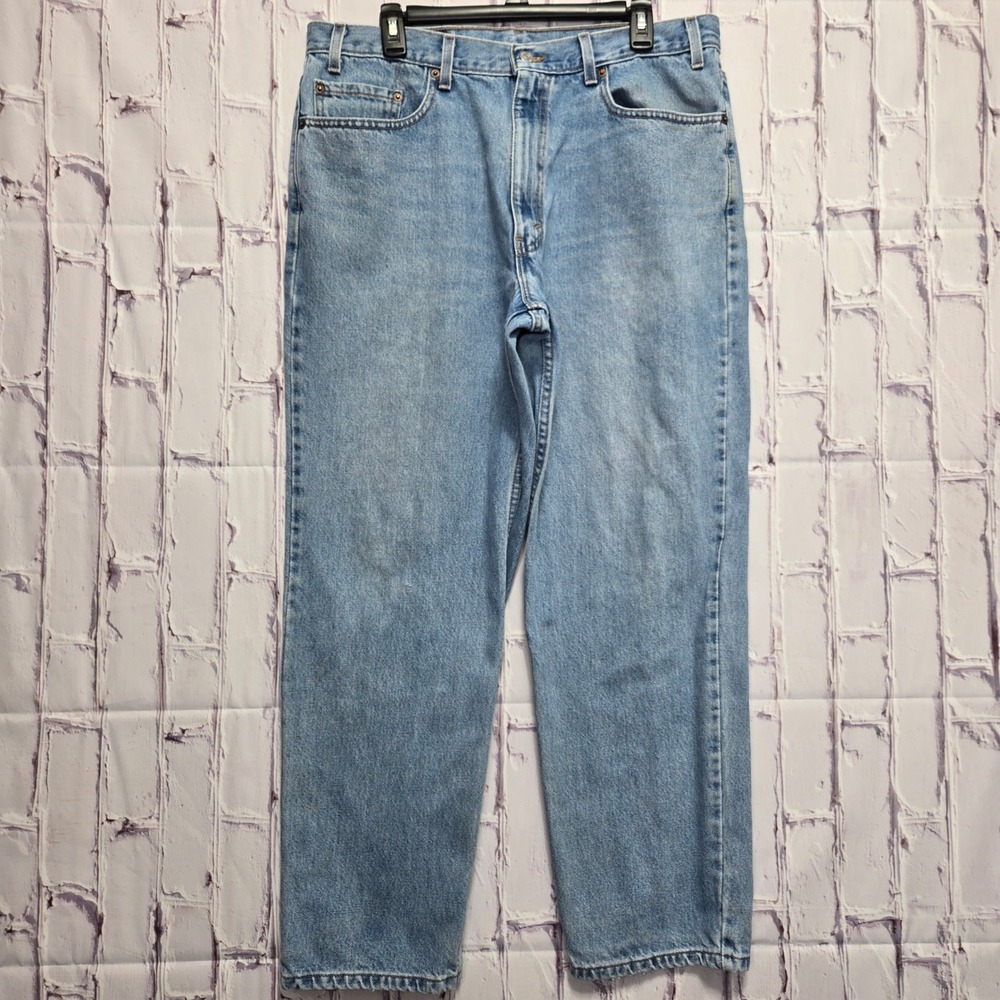 Vintage Levis 550 Relaxed Fit Tapered Leg Jeans Light Wash Men 38x30 Made in USA